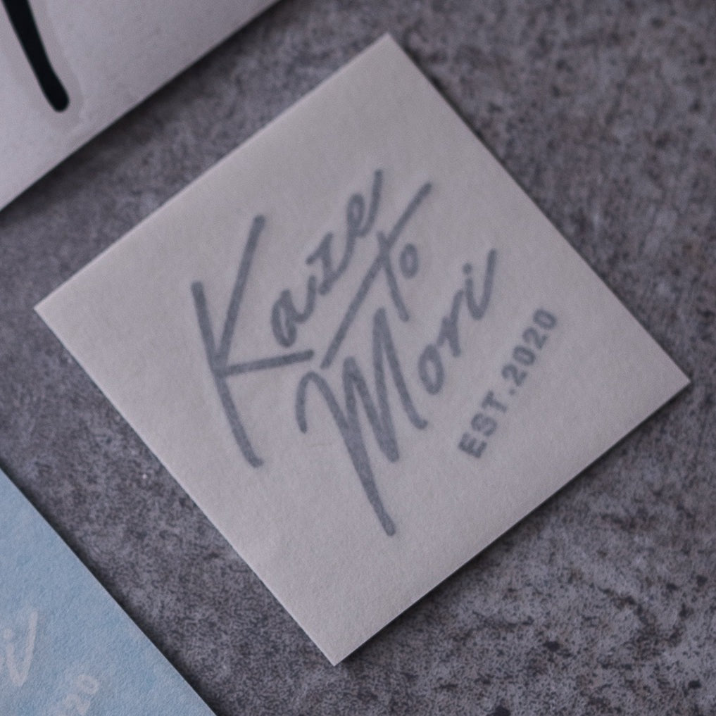 HW_DIE_CUT_STICKER_S [Dark Gray / Mat White]
